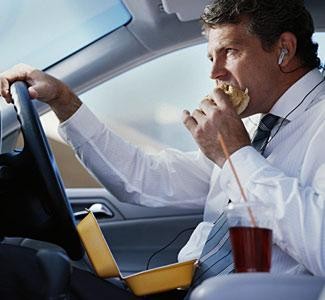 Eating while driving: silly or safe?