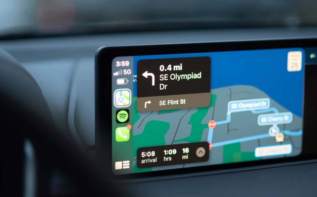 Apple Maps: most useful car accessory ever?