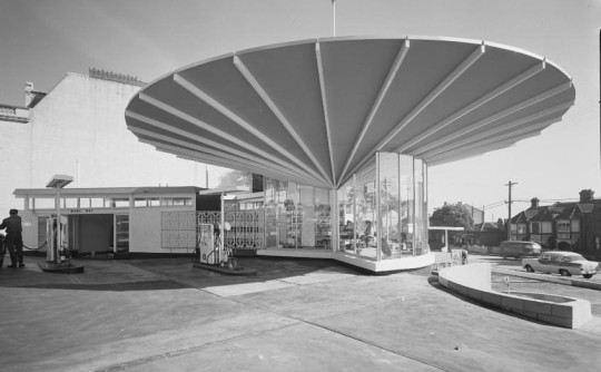 Cool 1960 service station