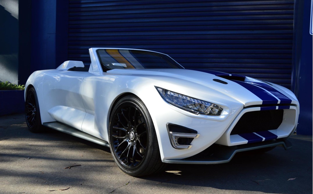 FG Falcon XR8 meets ACR Stryker: rebirth of the Aussie V8 kit car?