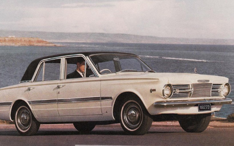 Vinyl roofs: old man’s car or old school cool?