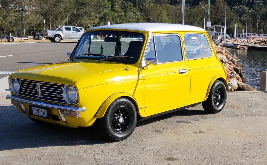 1977 Mini Leyland