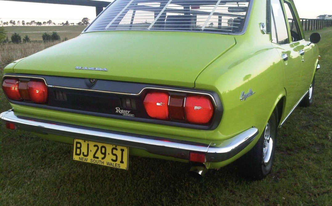 1975 Mazda CAPELLA RX2 SUPER DELUXE