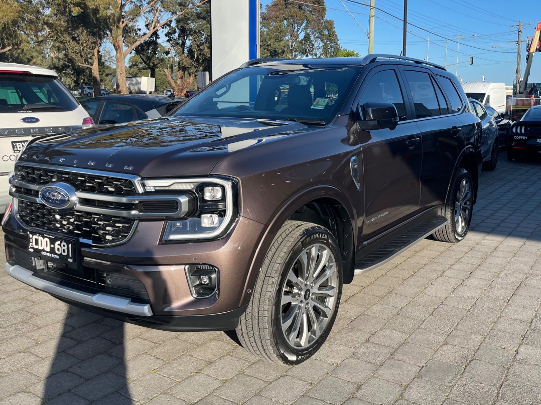 2022 Ford Everest Platinum