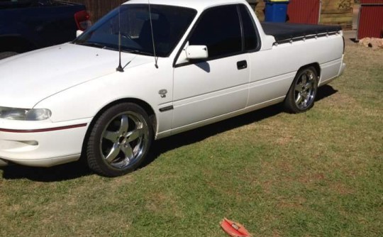 1996 Holden COMMODORE