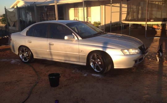 2003 Holden COMMODORE