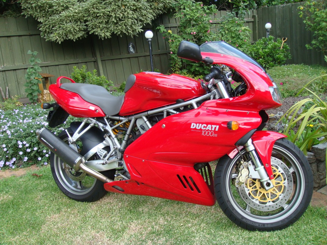 2003 Ducati 1000 DS/SS
