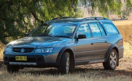 2006 Holden ADVENTRA SX6