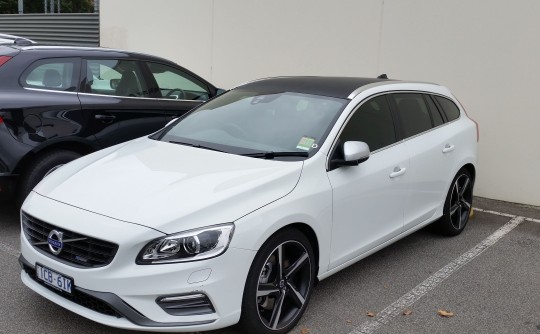 2014 Volvo V60 T6 R-DESIGN