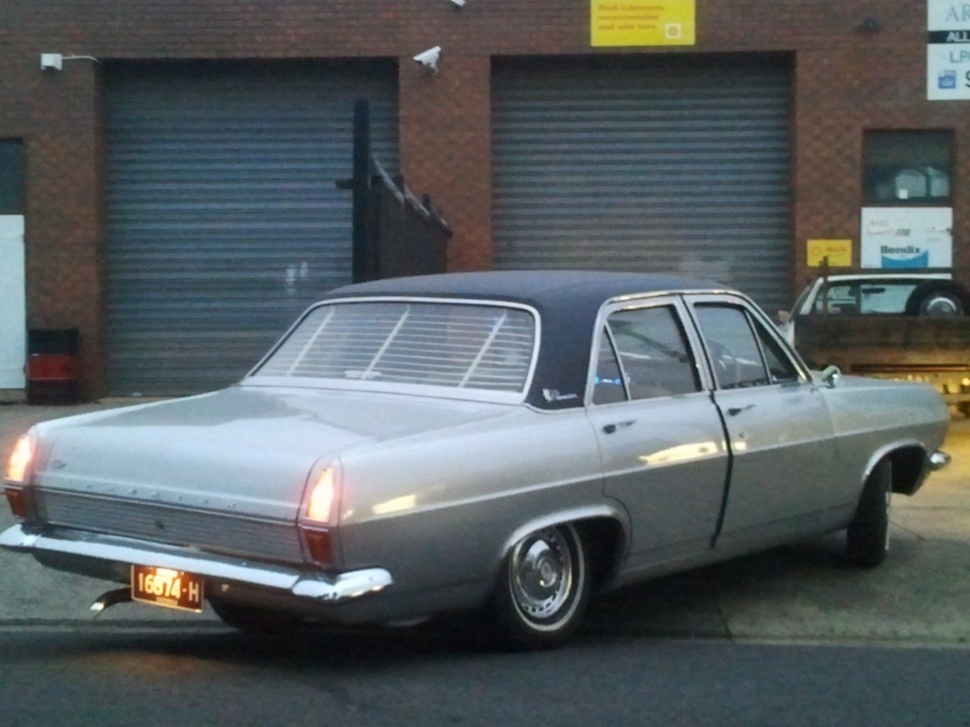1966 Holden hr