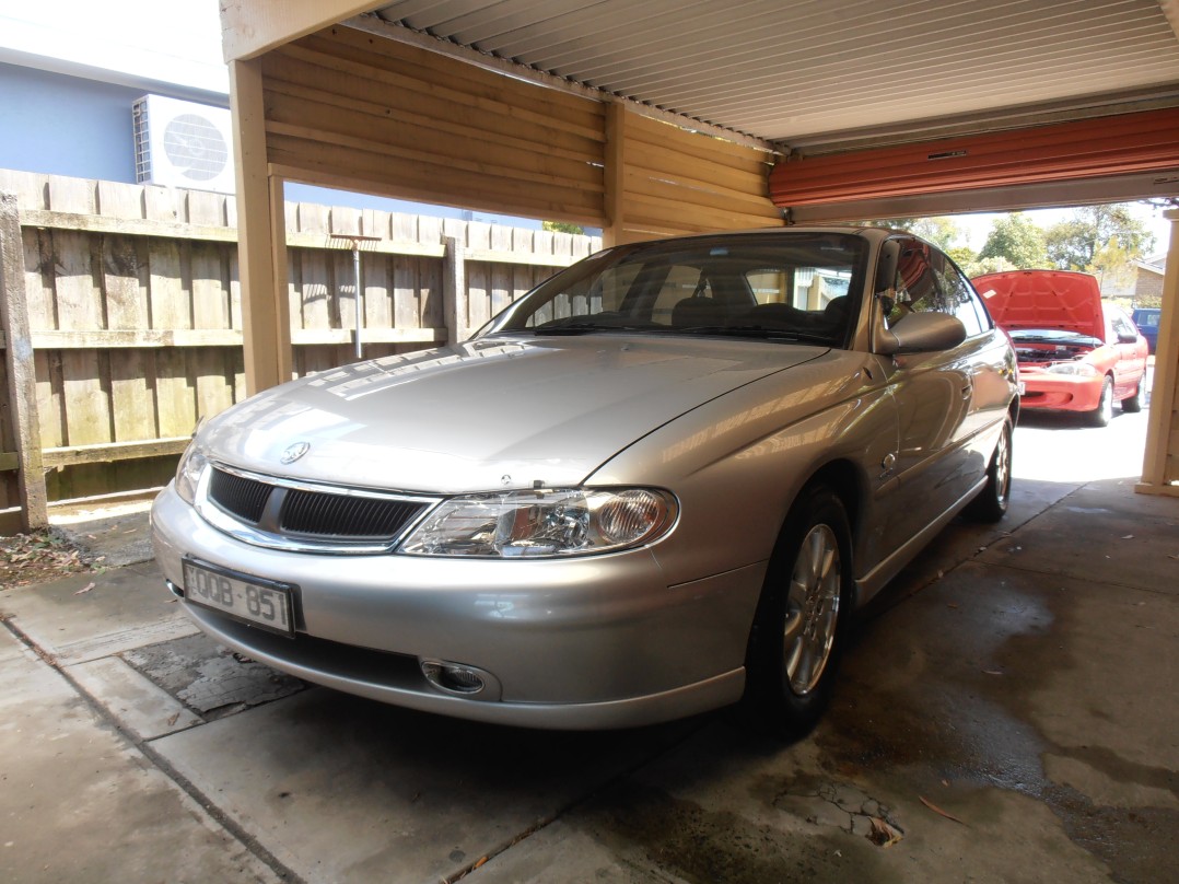 2002 Holden commodore vx berlina 5.7