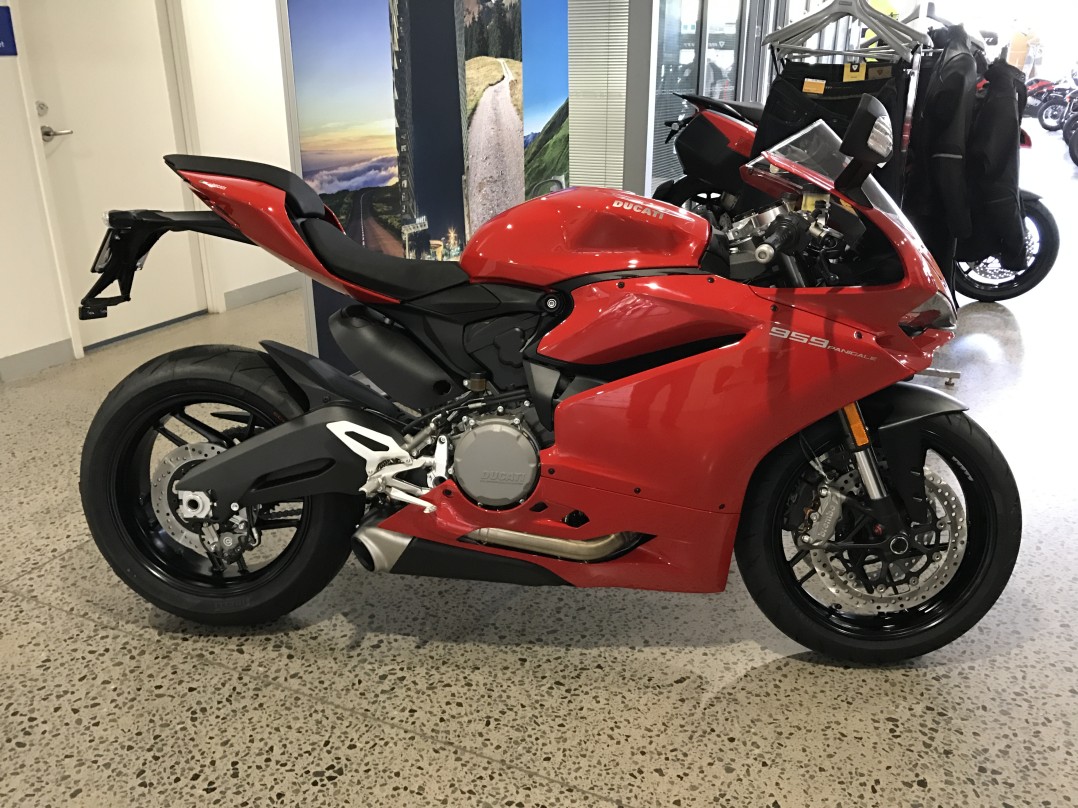 2016 Ducati 959