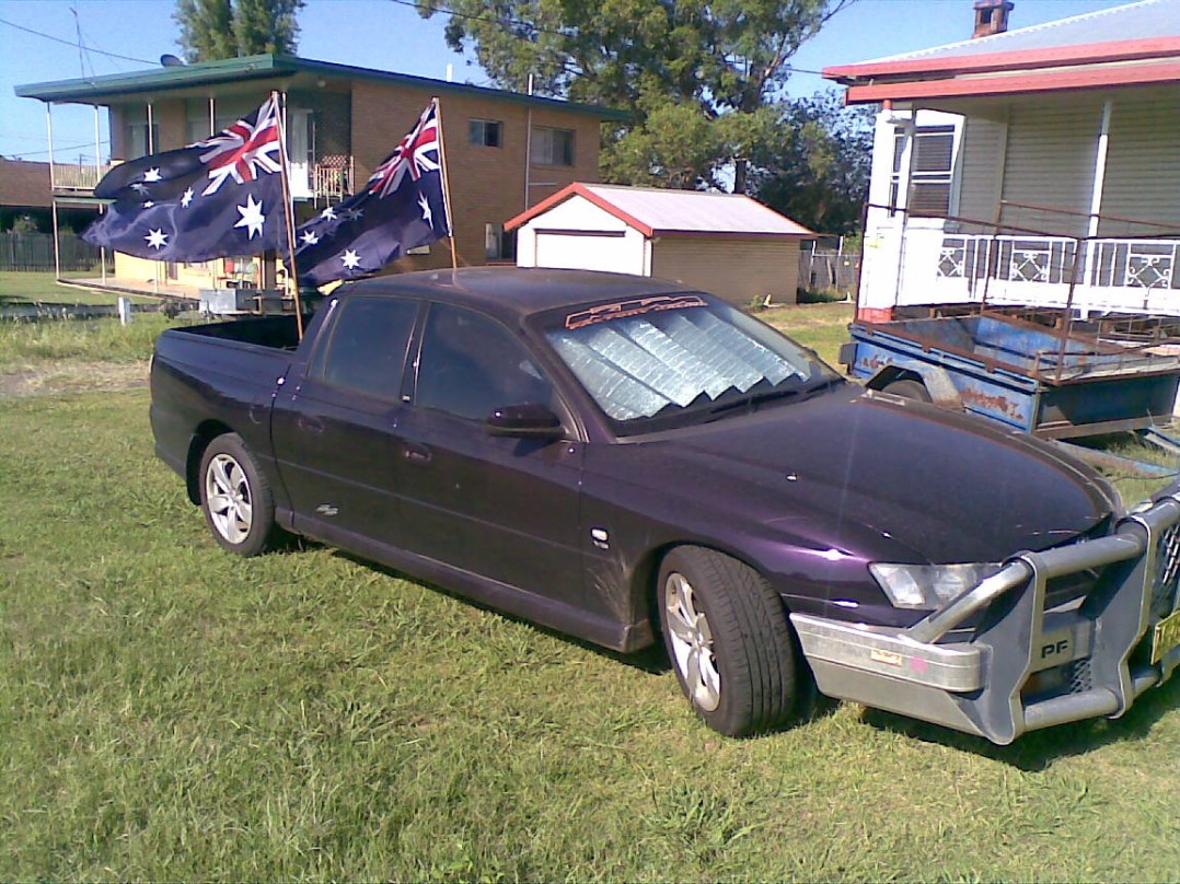 2004 Holden vy II SS crewman