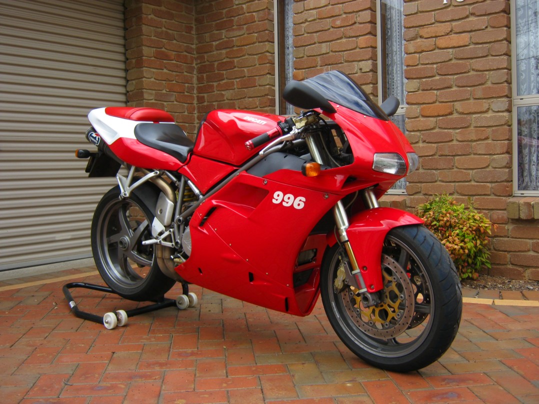 2000 Ducati 996cc 996