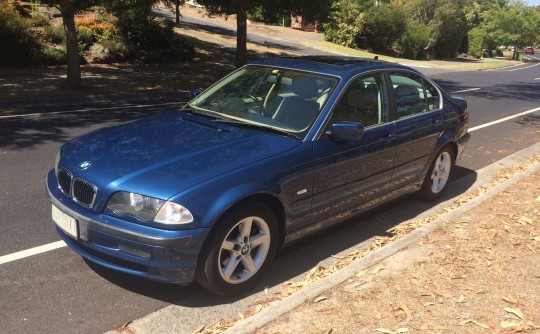 2001 BMW 320i