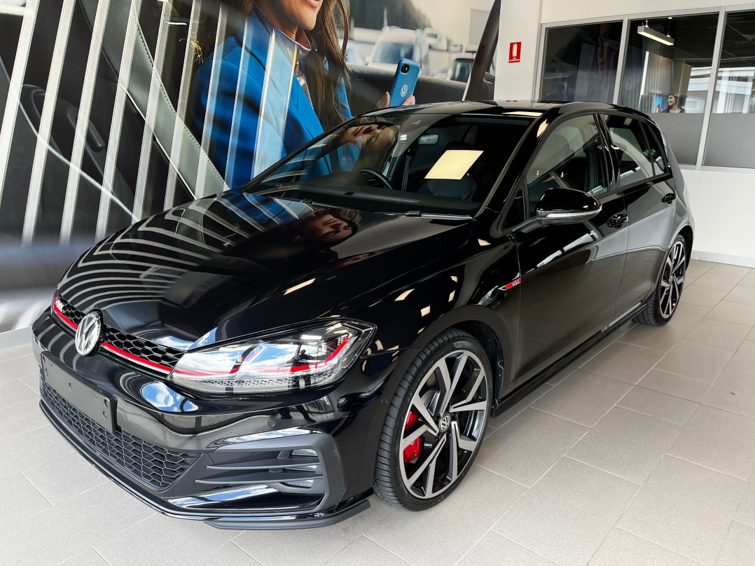 2019 Volkswagen GOLF GTi