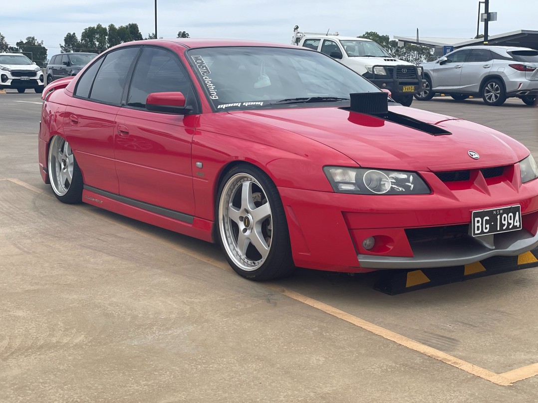 2002 Holden Special Vehicles CLUBSPORT R8