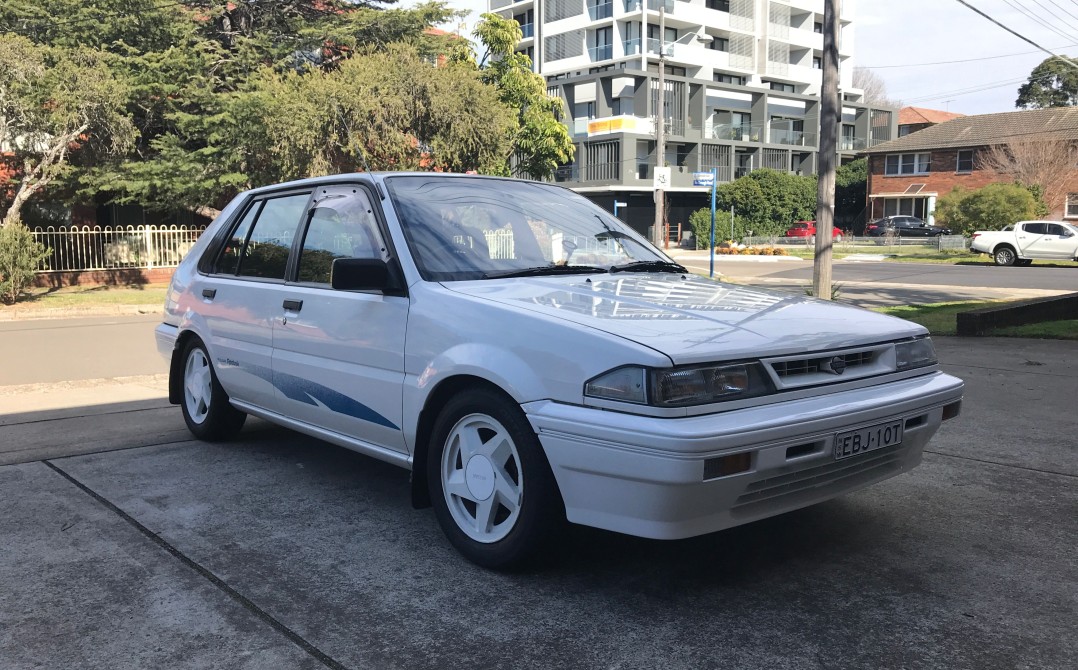1990 Nissan Pulsar Reebok