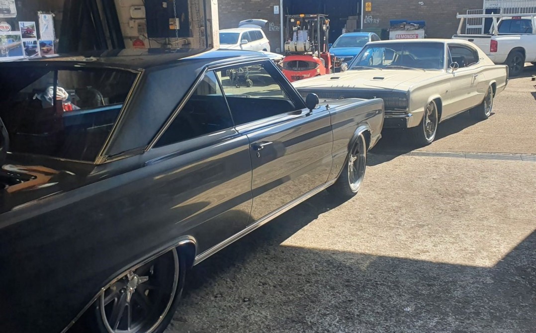 1966 Dodge Charger / GTX