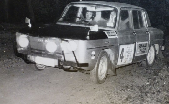 1966 Renault R8