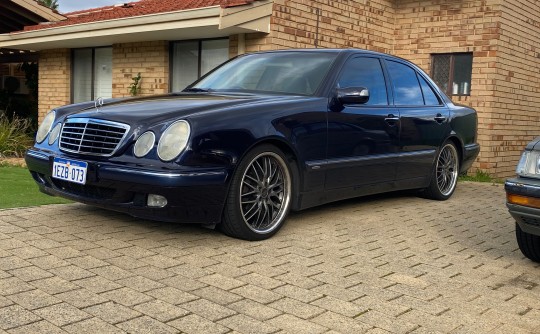 2001 Mercedes-Benz E240 ELEGANCE