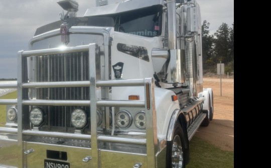 2013 Kenworth T909