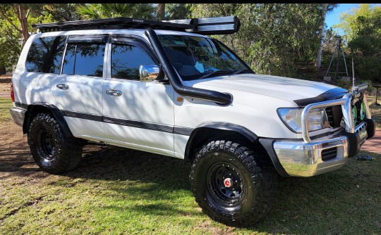 2001 Toyota HDJ100r Landcruiser