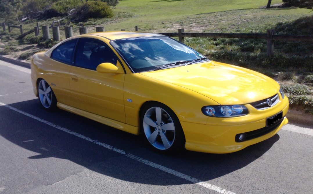 2003 Holden MONARO CV8