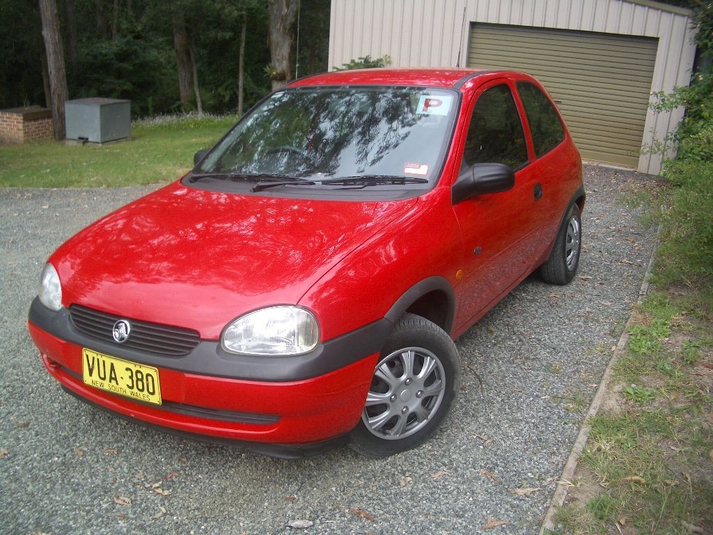 1998 Holden Barina