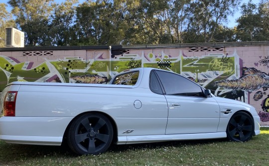 2005 Holden COMMODORE