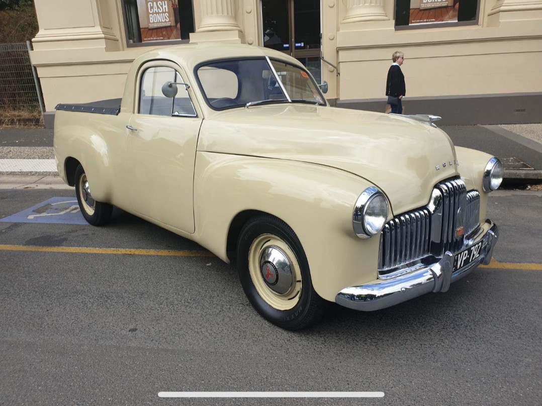 1948 Holden fx