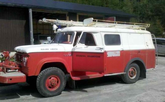 1962 Dodge Powerwagon