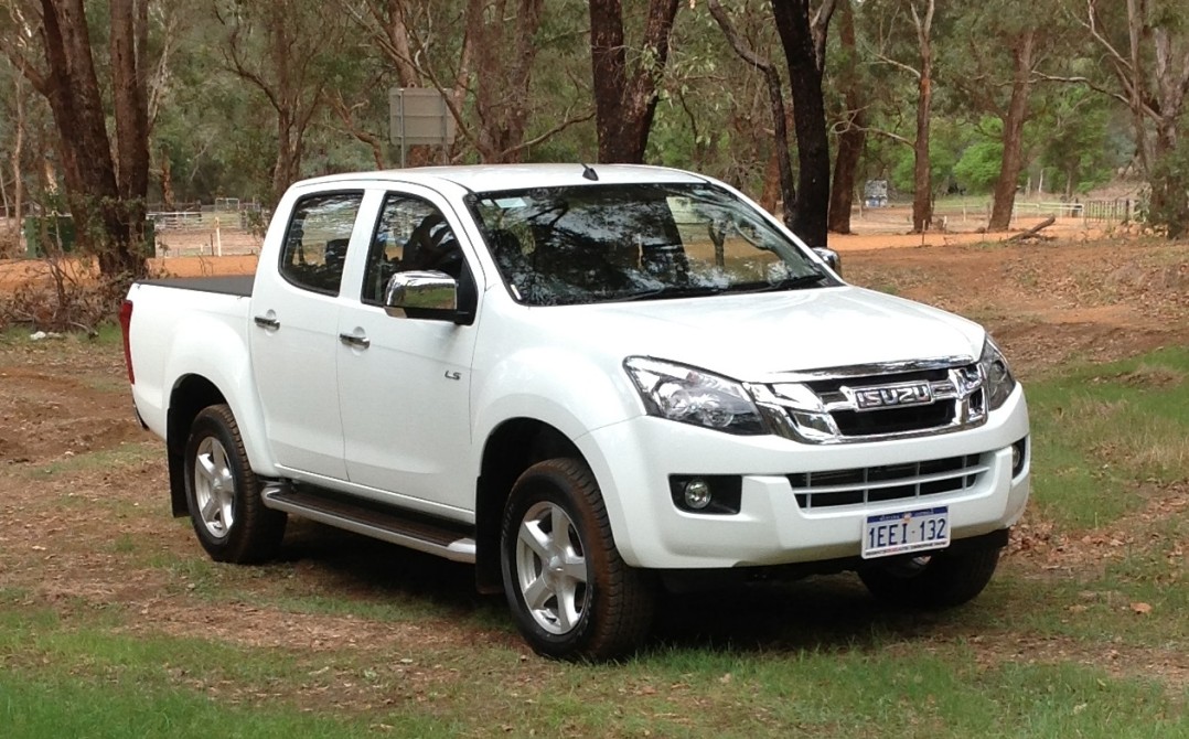 2013 Isuzu D-MAX LS (4x2)