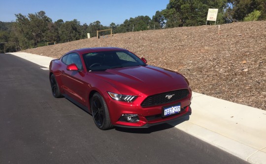 2017 Ford MUSTANG