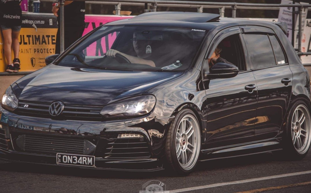 2010 Volkswagen GOLF R