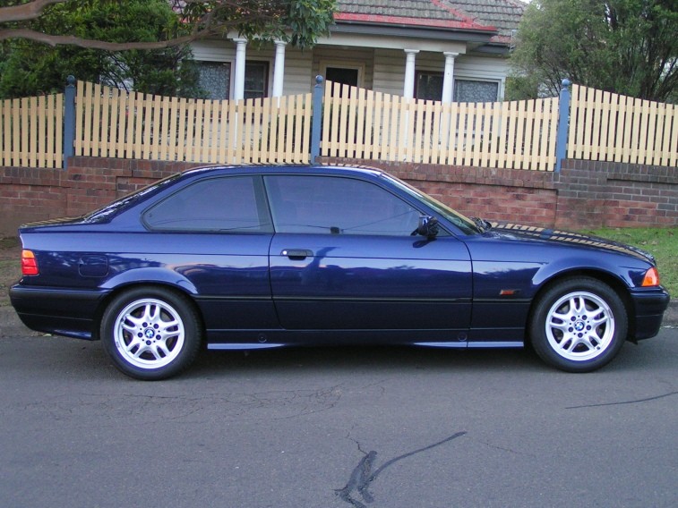 1996 BMW 318is