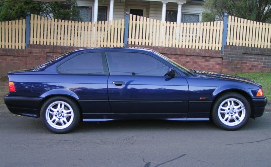 1996 BMW 318is