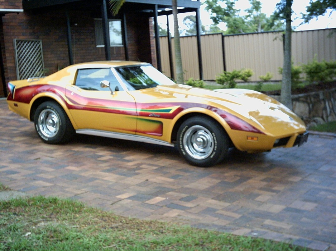 1976 Chevrolet CORVETTE STINGRAY