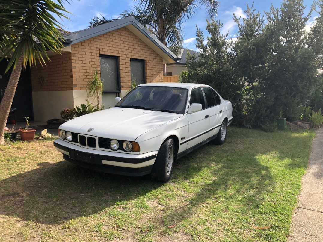 1990 BMW E34