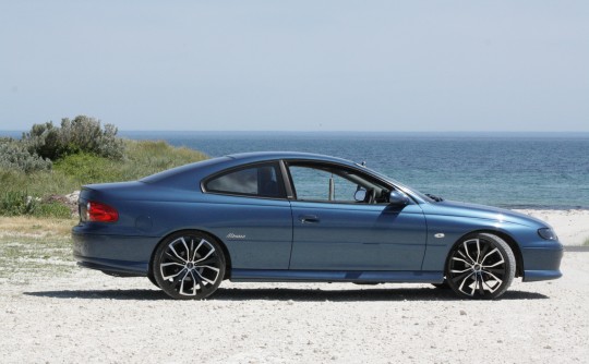 2002 CV8 Monaro