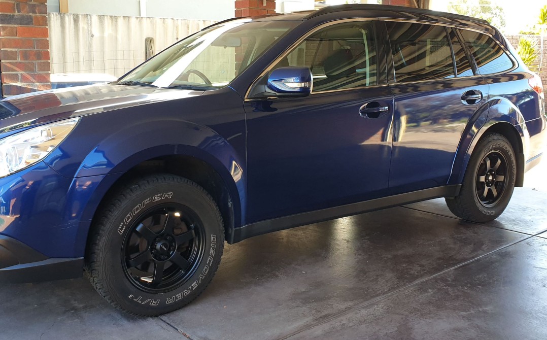 2010 Subaru OUTBACK 2.5i