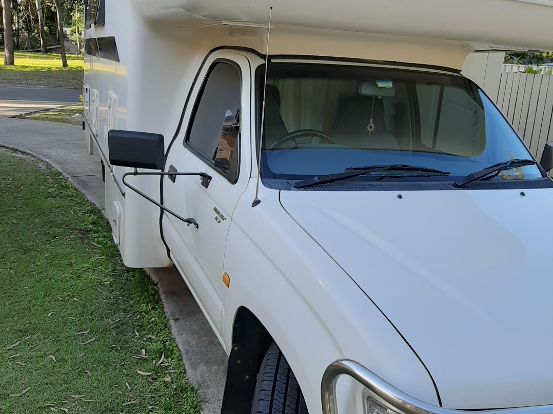 2001 Toyota/Matilda motorhome Hilux
