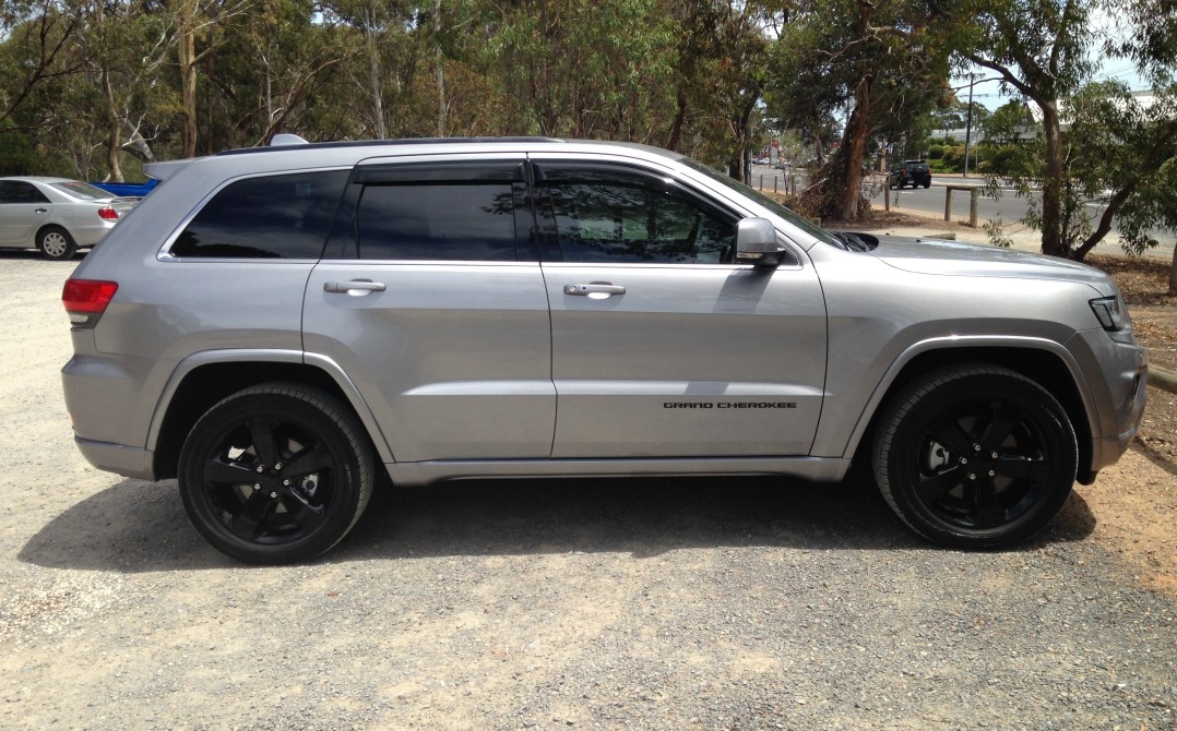 2014 Chrysler Jeep Grand Cherokee Blackhawk