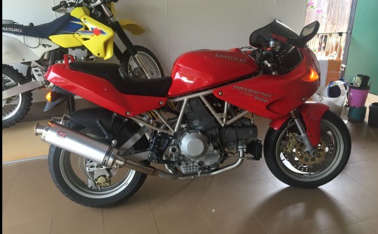 1995 Ducati 904cc SUPERSPORT