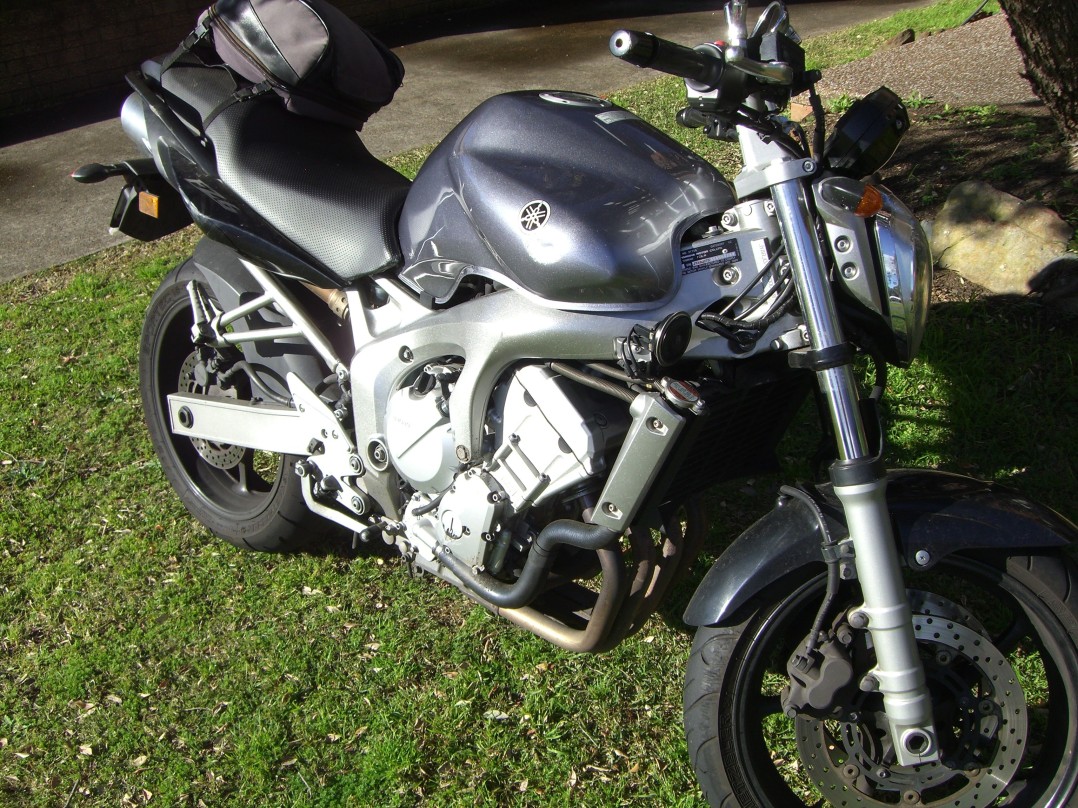 2005 Yamaha 600cc FZ6N