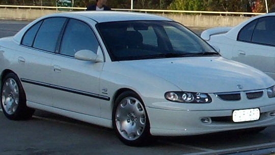 2000 Holden BERLINA