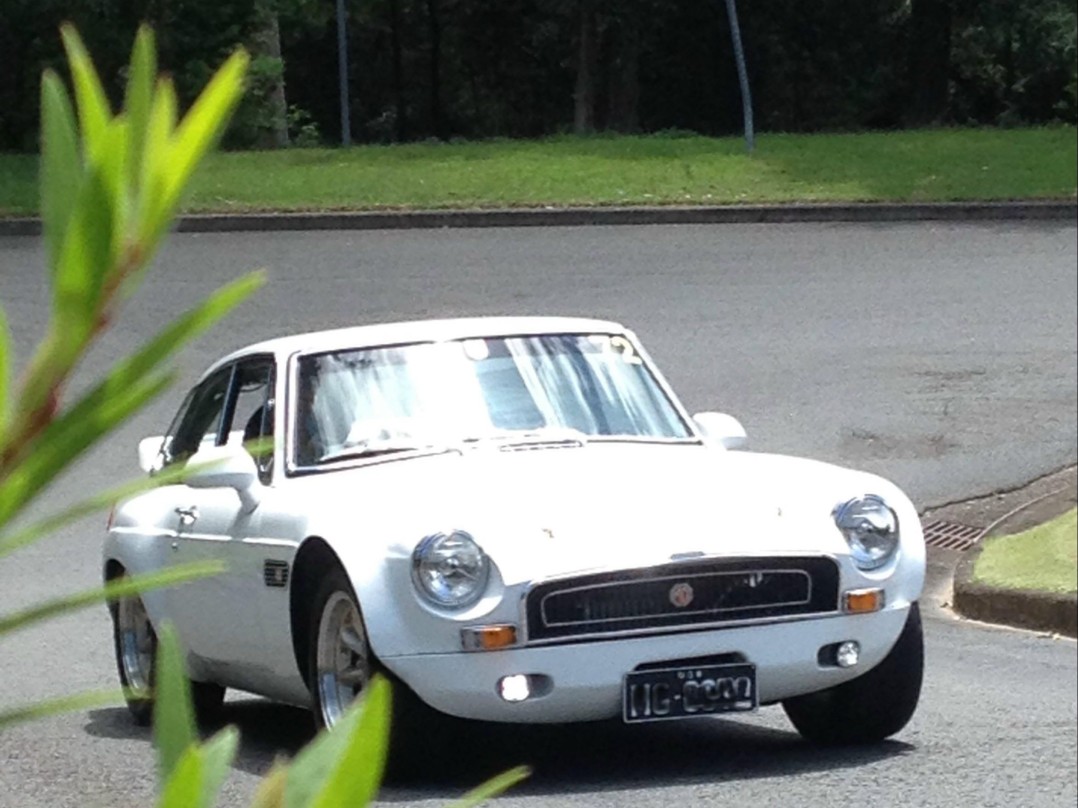 1968 MG Sebring MGB GT (replica)