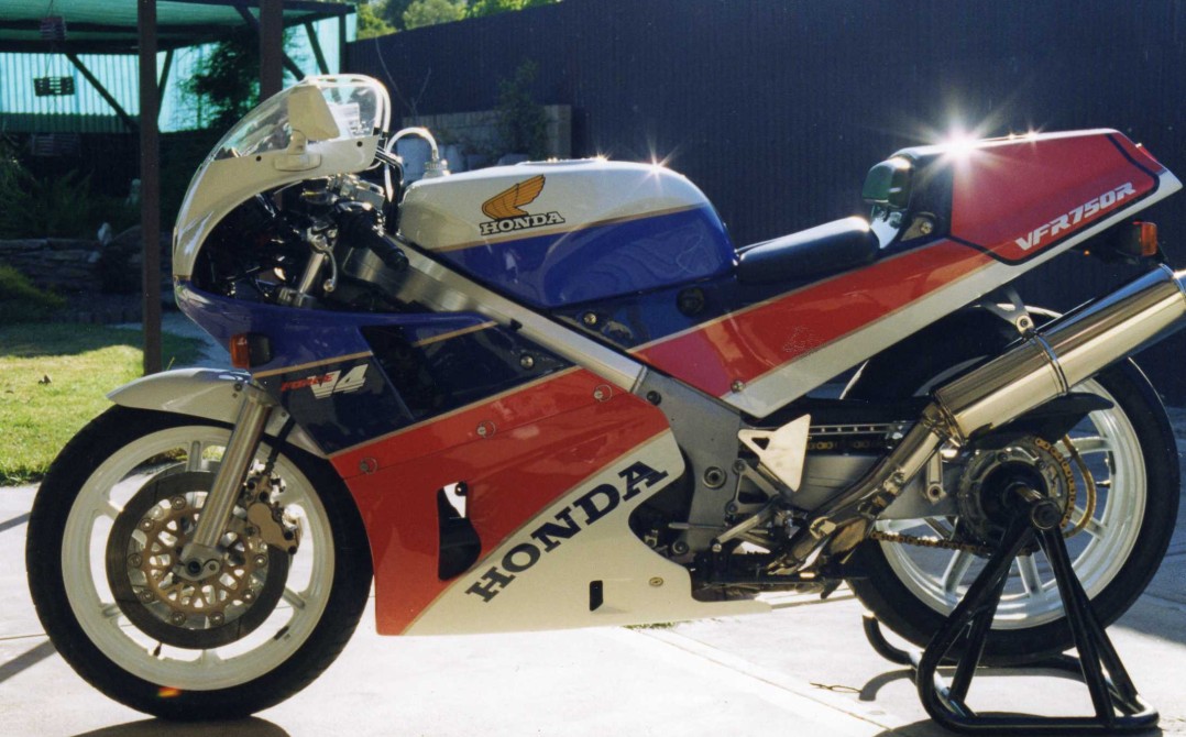 1988 Honda VFR750R