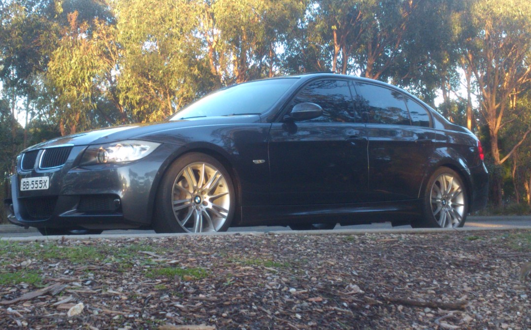 2008 BMW 320i