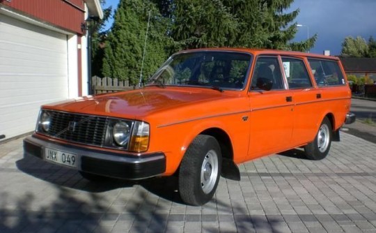 1979 Volvo 245DL Panel Van (Conversion)